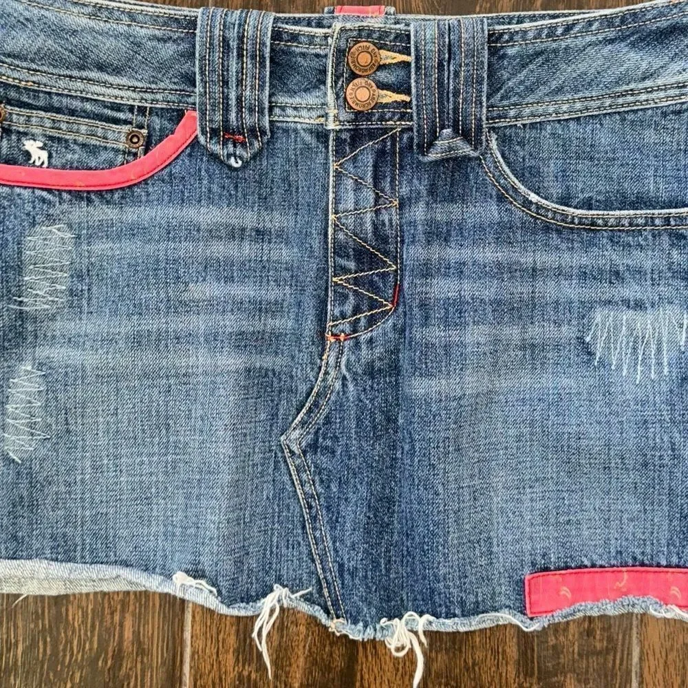 Amercrombie and Fitch Y2K mini low rise denim mini skirt sz 4